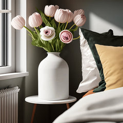 Matte Black Metal Vase For Dried Flowers