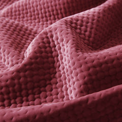 Lightweight Plush Velvet All-Season Quilt