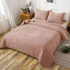 Lightweight Plush Velvet All-Season Quilt