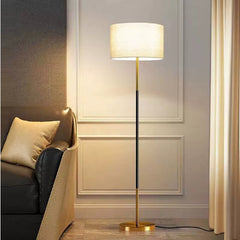 Retro Wood Grain Pleated Floor Lamp