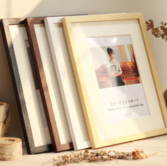 Custom Solid Wood Wall Hanging Picture Frame