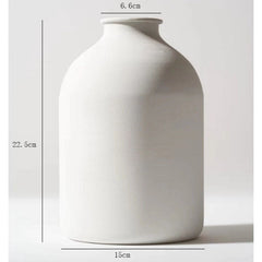 Matte Black Metal Vase For Dried Flowers